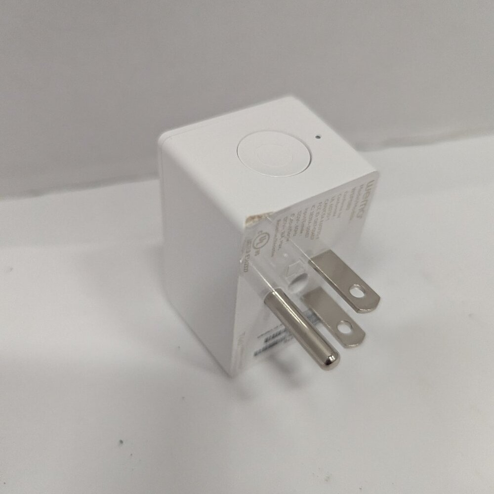 Wemo WSP080 WiFi Smart Plug | HomeKit, Alexa, Google Compatible – Space-Saving